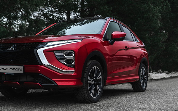 Сервисное обслуживание и ремонт автомобиля Mitsubishi Eclipse Cross фото 1