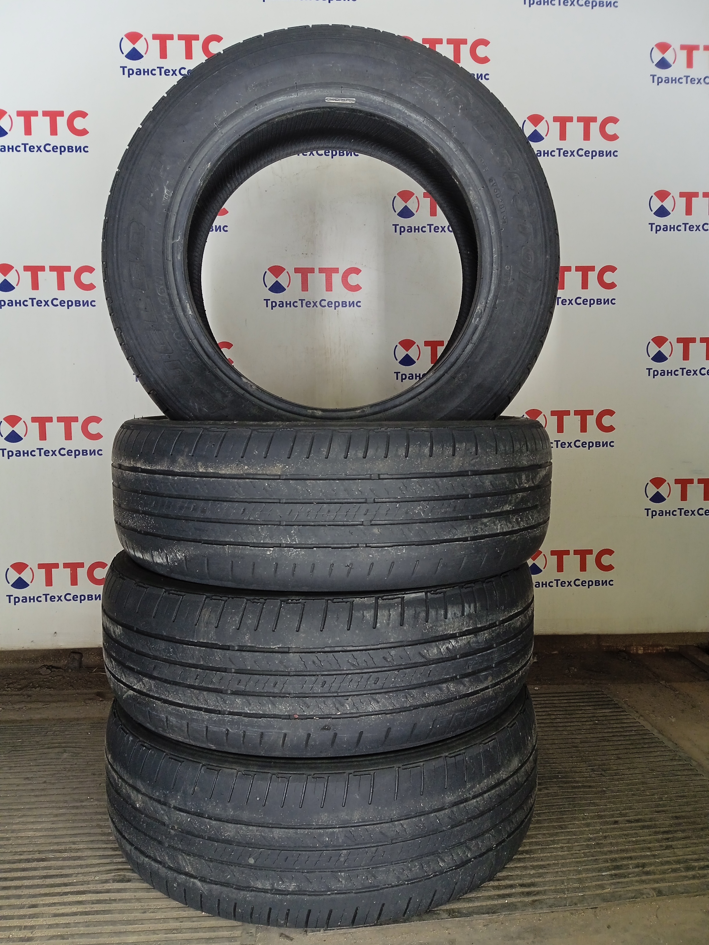 Шины Б\У Bridgestone Dueler H/T 215/6